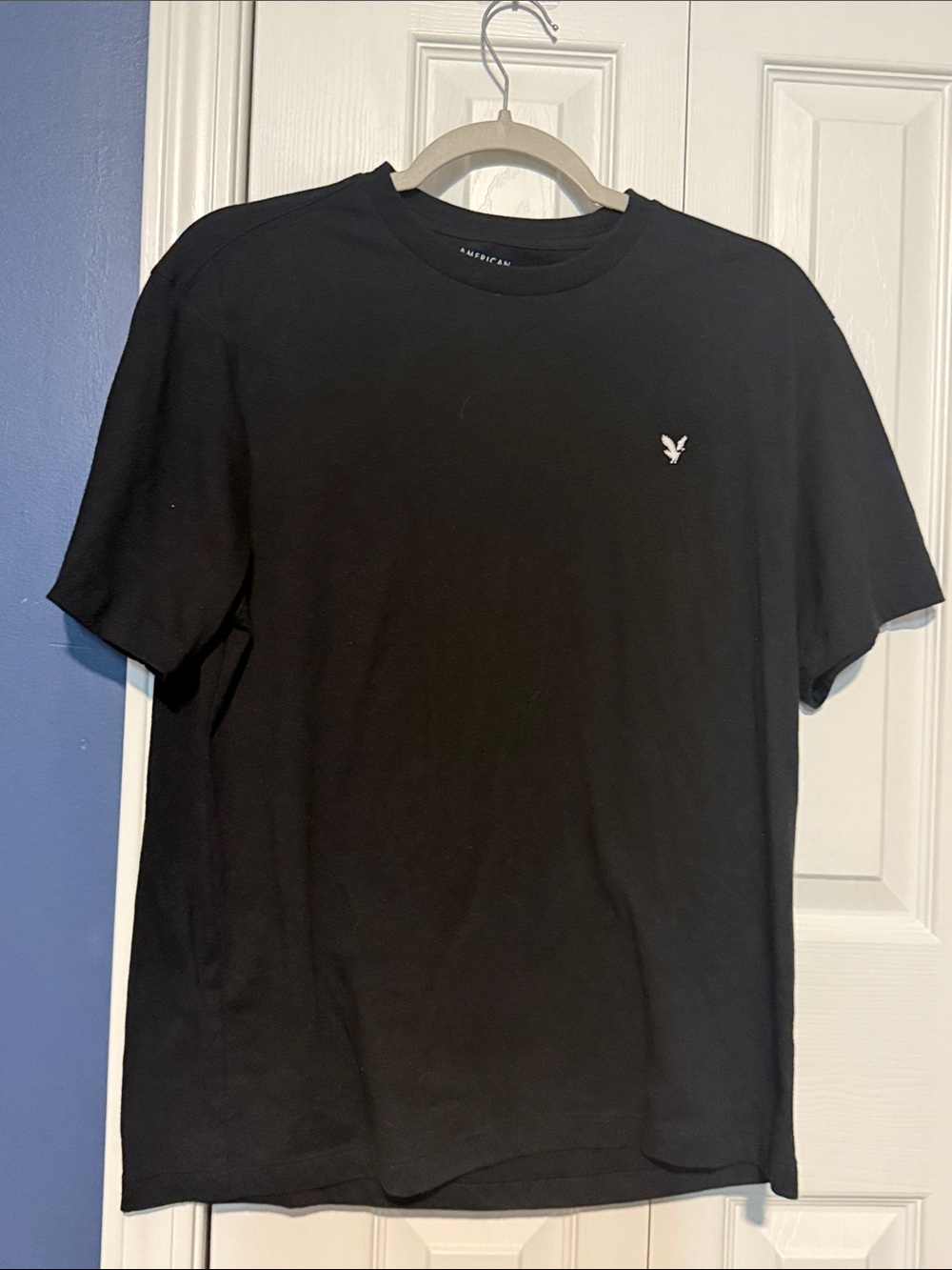 American Eagle Outfitters Black Short Sleeve Crew Tee
